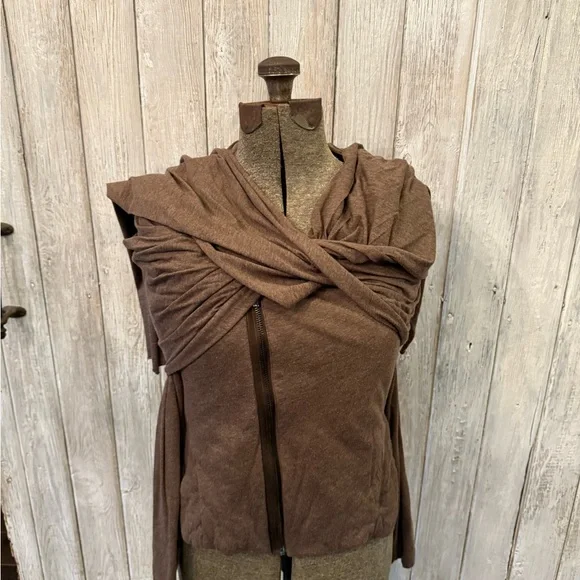 BCBGMaxAzria Brown Cape-Style Tunic - Picture 5 of 9